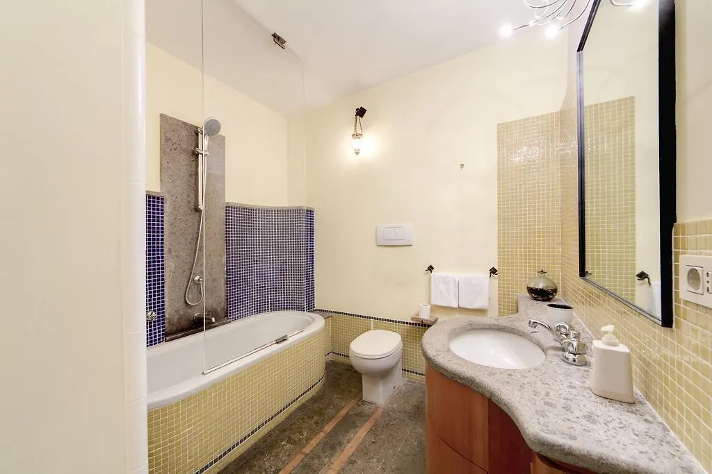 Trastevere Hyperloft & Garden Apartment Rome Italy